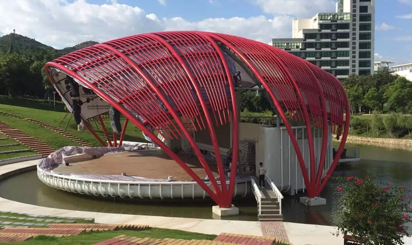 廈門大學(xué)水上音樂廣場(chǎng)